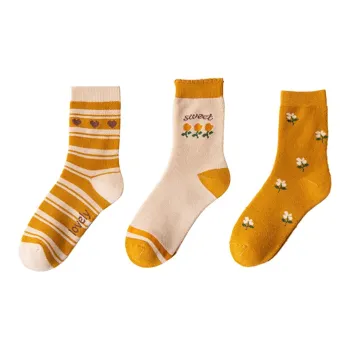 YUZHAOLIN Mid Calf Socks Women's Combo Set