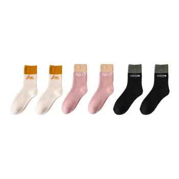 YUZHAOLIN Mid Calf Socks Women's Combo Set