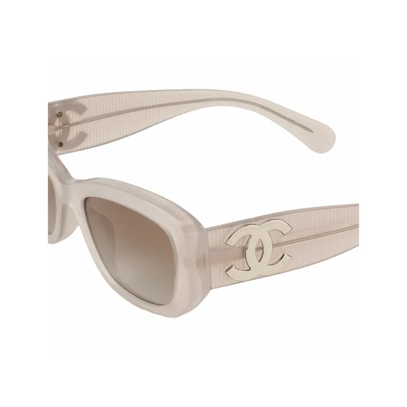 CHANEL Irregular Shape Sunglasses Unisex Gray-4