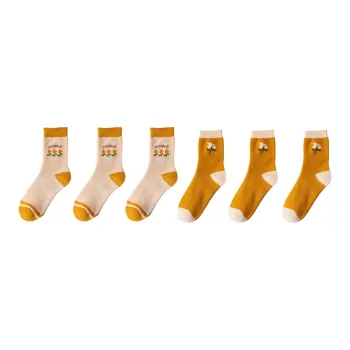 YUZHAOLIN Mid Calf Socks Women's Combo Set
