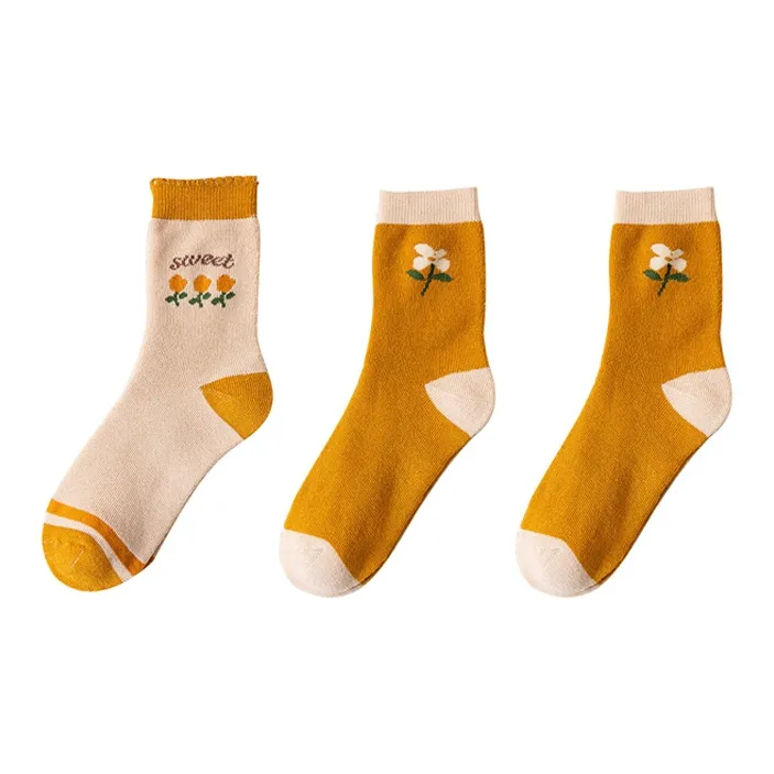 YUZHAOLIN Mid Calf Socks Women's Combo Set-15