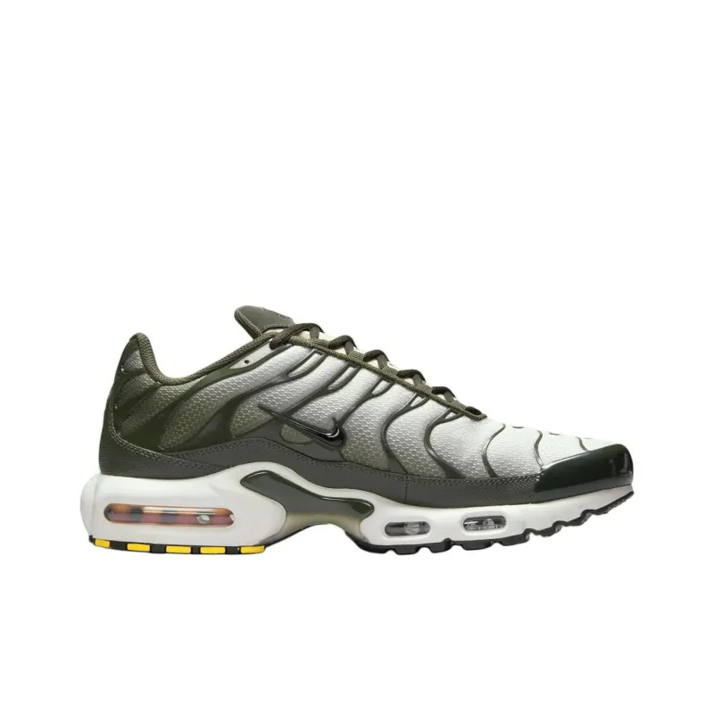 Nike Air Max Plus Sequoia Cargo Khaki-1