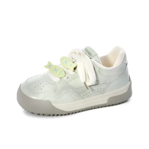 Lovely You Wear resistant And Lightweight Low Top Skateboard Shoes Women's