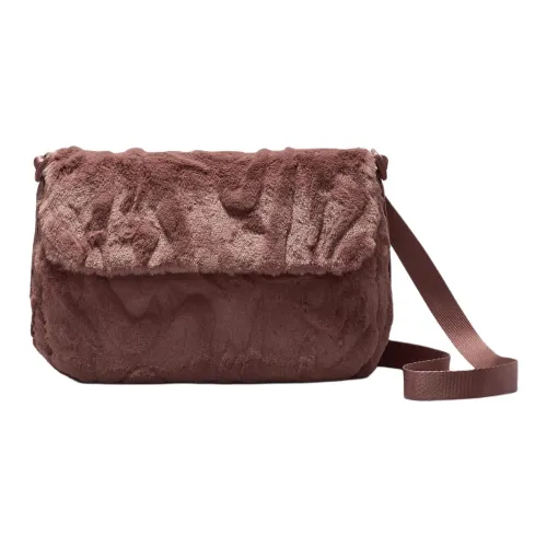 Nike Sportswear Futura 365 Faux Fur Crossbody Bag 1L
