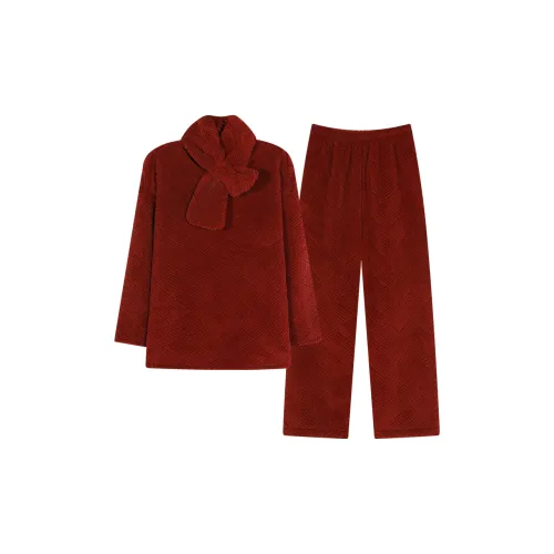 Shorts & Skirts Women