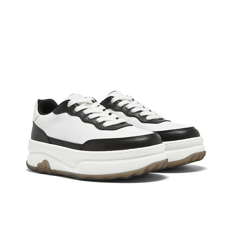 QM Abrasion Resistant, Breathable, Waterproof, Slip Resistant Low Top Casual Shoes Women's White Black-1