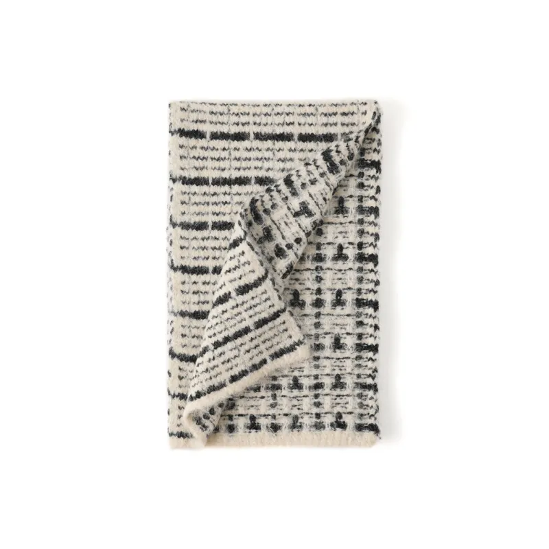 FREE RABBITⅡ Knit Scarves Unisex-1