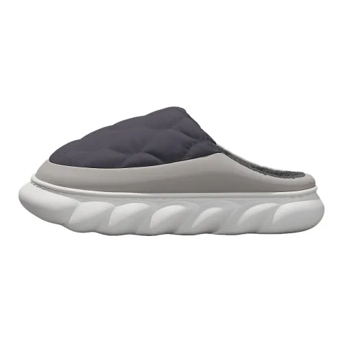 Ugg Emily Black Slipper