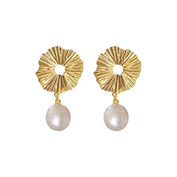 NATURALLYJOJO Freshwater Pearl Earrings Women's Gold