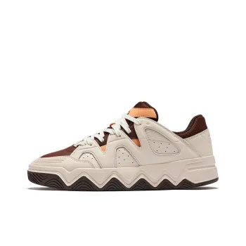 Erke Wander 2.0 Wear Resistant Slip Resistant Low Top Skateboard Shoes Men's Mocha Egg Cream Gray