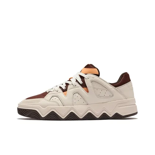Erke Wander 2.0 Wear Resistant Slip Resistant Low Top Skateboard Shoes Men's Mocha Egg Cream Gray