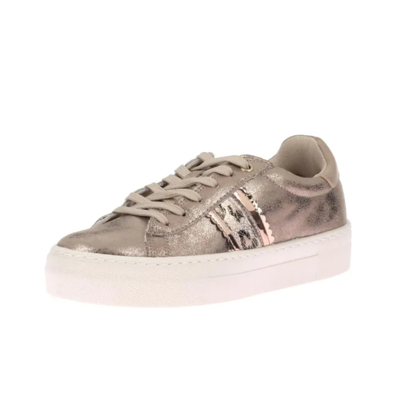GEOX CLAUDIN Low Top Skateboard Shoes Women's Gold-1