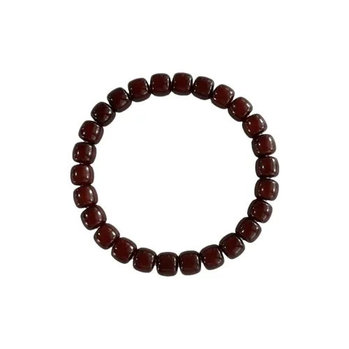 Necklaces & Pendants