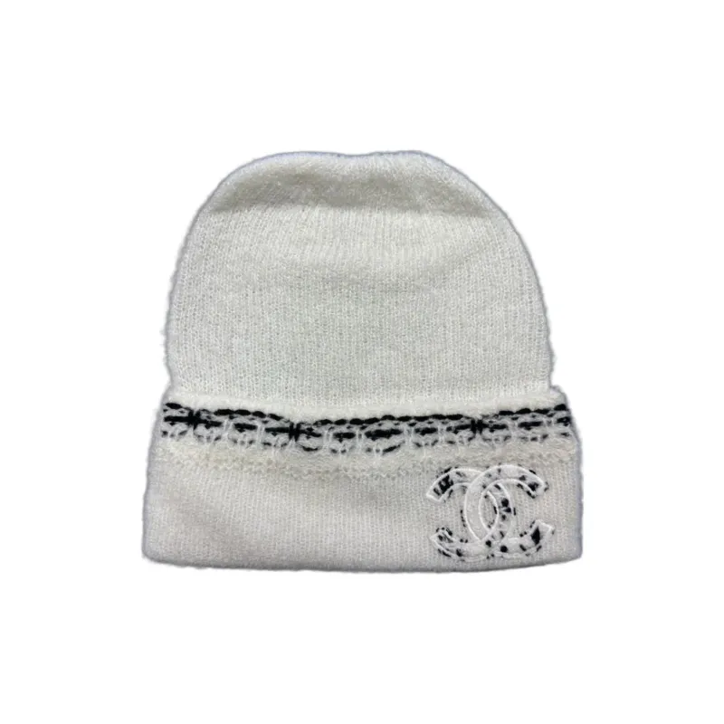 CHANEL Beanies Unisex-0