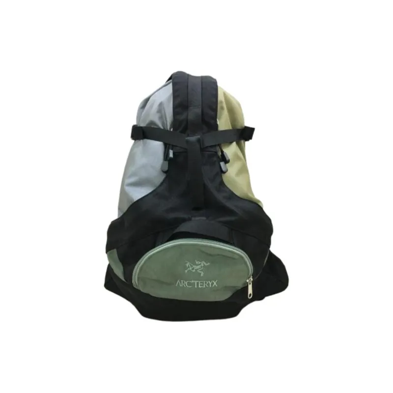 Arcteryx BEAMS Collaboration Canvas Backpack Regular Unisex Olive-1