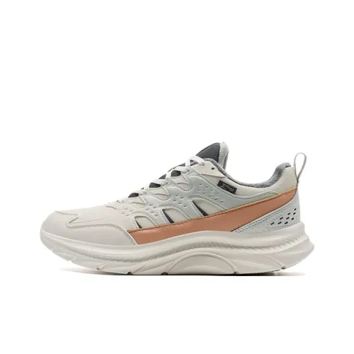XTEP Slip Resistant Warm Low Top Casual Running Shoes Women's Beige