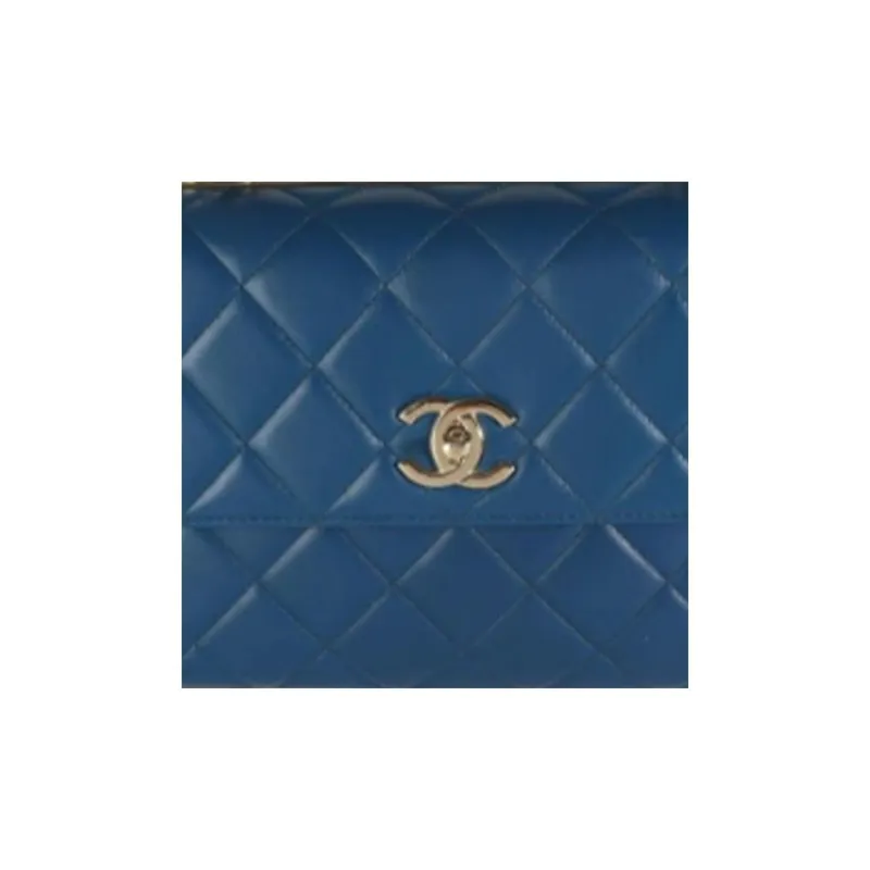 CHANEL 2017 2018 Medium Diamond quilted Handbag-7
