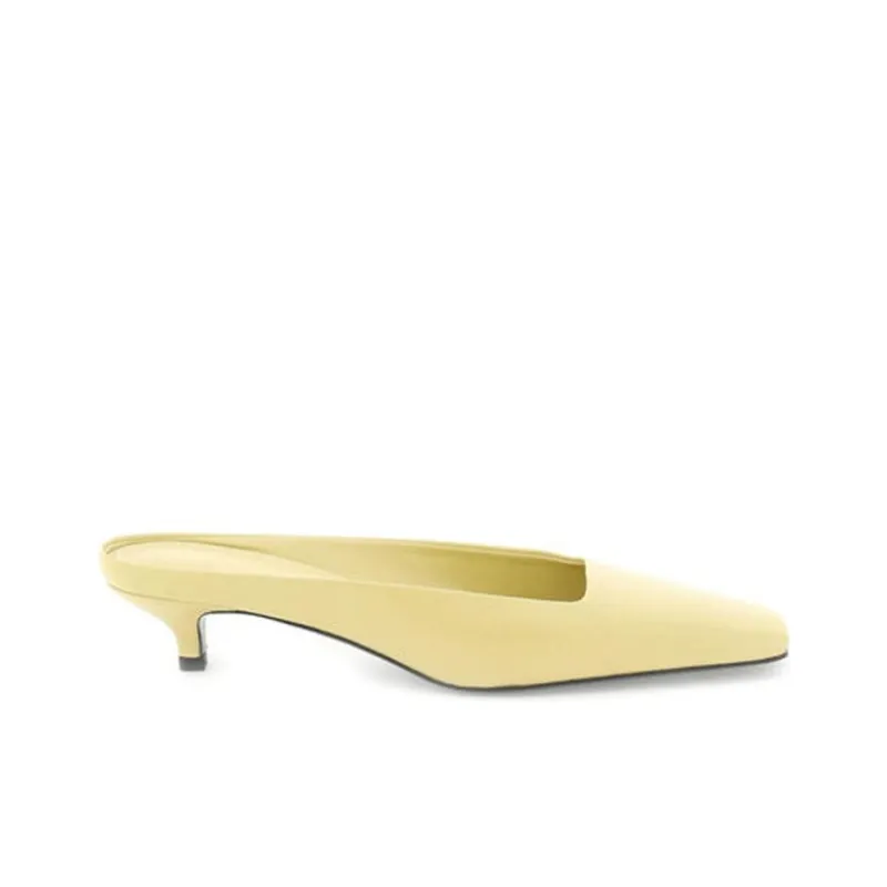 TOTEME Closed Toe Slippers Women's Yellow-1