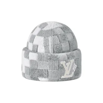 LOUIS VUITTON Lv Crush Damoflage Pearls Beanie