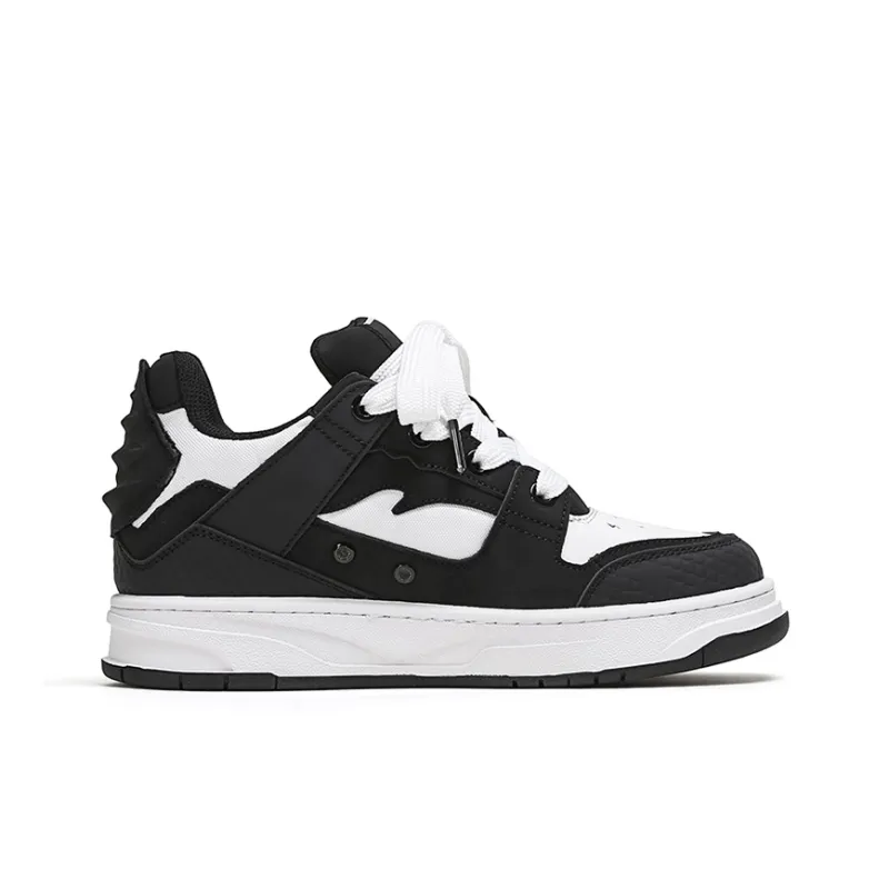 YJ MK Lightning 003 Low Top Skateboard Shoes Unisex Black White-1
