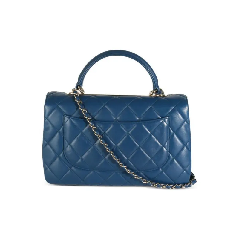 CHANEL 2017 2018 Medium Diamond quilted Handbag-3