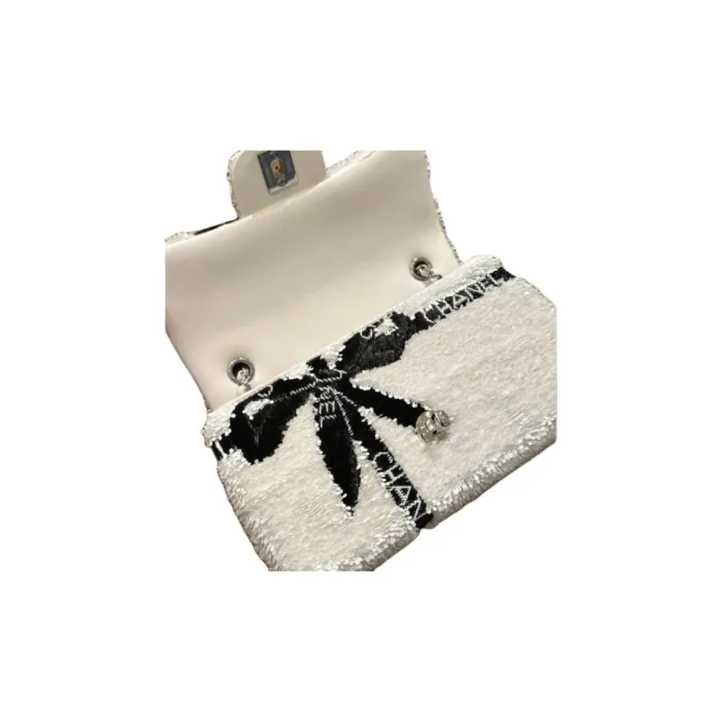 CHANEL Metal Shoulder Bag, Crossbody Bag Women's White-3