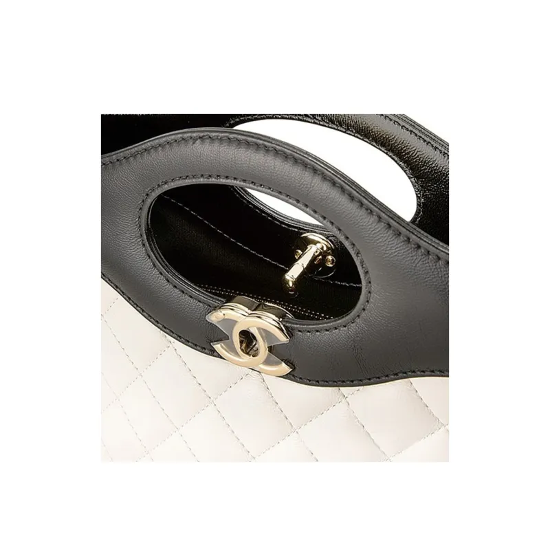 CHANEL Bright Lambskin Shoulder Bag, Crossbody Bag, Handbag Mini Women's White & Black-5