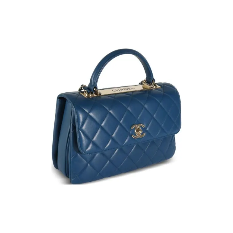 CHANEL 2017 2018 Medium Diamond quilted Handbag-1