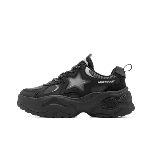 QIAODAN Spriggle Bunny V Slip Resistant Warm Low Top Chunky Sneakers Women's Black Gray