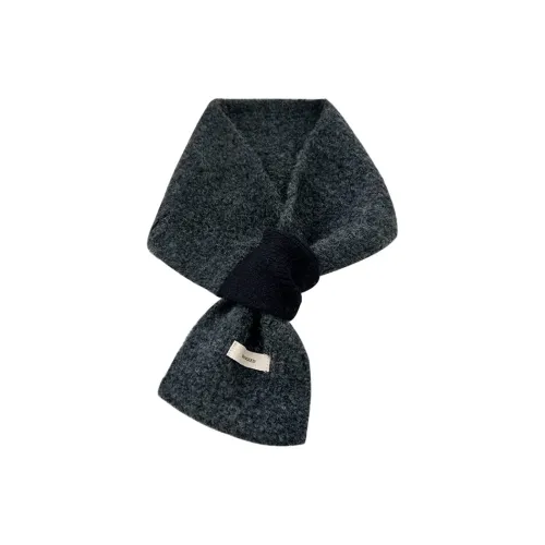 BANDICOOT Knit Scarves Women's