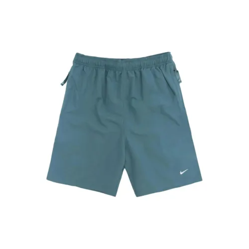 Nike Casual Shorts Men Spear Leaf Green