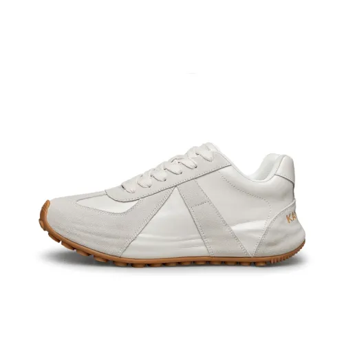 KANGLONG Cushioning, Slip Resistant, Abrasion Resistant, Breathable, Quick Dry, Plain-toe Casual Shoes Men's