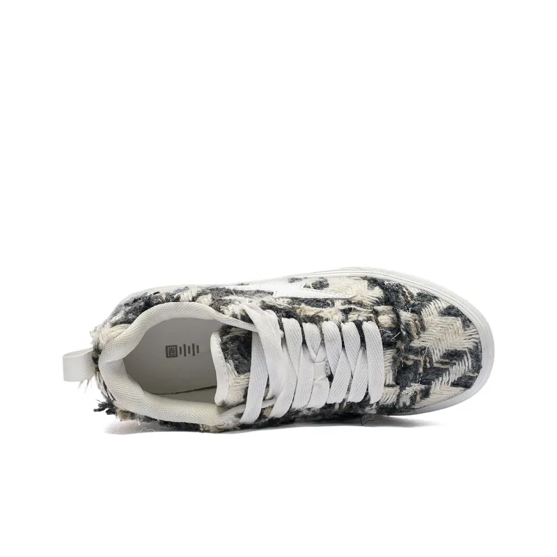Circle Small Coverage Cushioning Wear-Resistant Lightweight Low-Top Skateboard Shoes Unisex Box Included-16