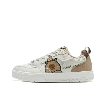 XTEP Innovation Anti Slip Wear Resistant Low Top Skateboard Shoes Women's White Beige