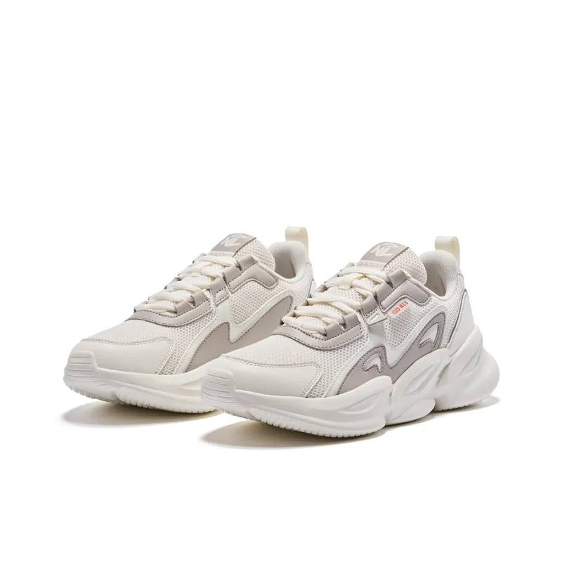 QIAODAN Anti-Slip Wear-Resistant Low-Top Casual Shoes Men's Ivory Float Stone Color-2