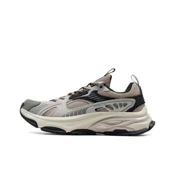XTEP Slip Resistant Cushioning Low Top Outdoor Shoes Women's Beige Brown Gray