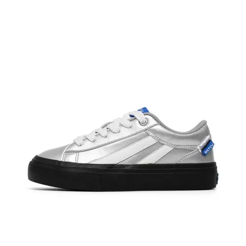 NSTCU Skateboard Shoes Women's Liquid Silver