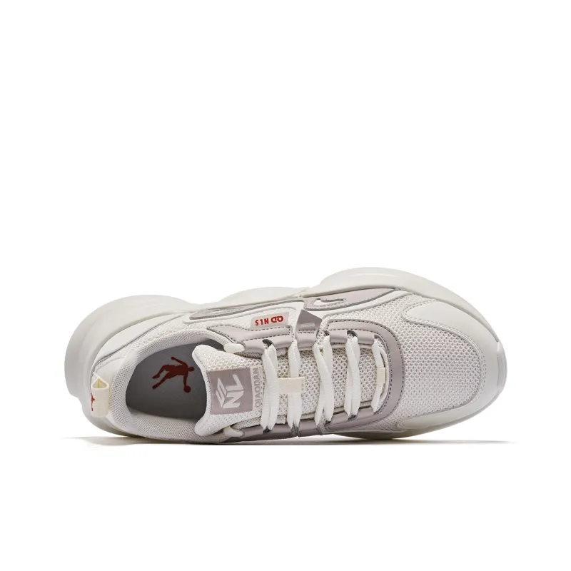 QIAODAN Anti-Slip Wear-Resistant Low-Top Casual Shoes Men's Ivory Float Stone Color-3
