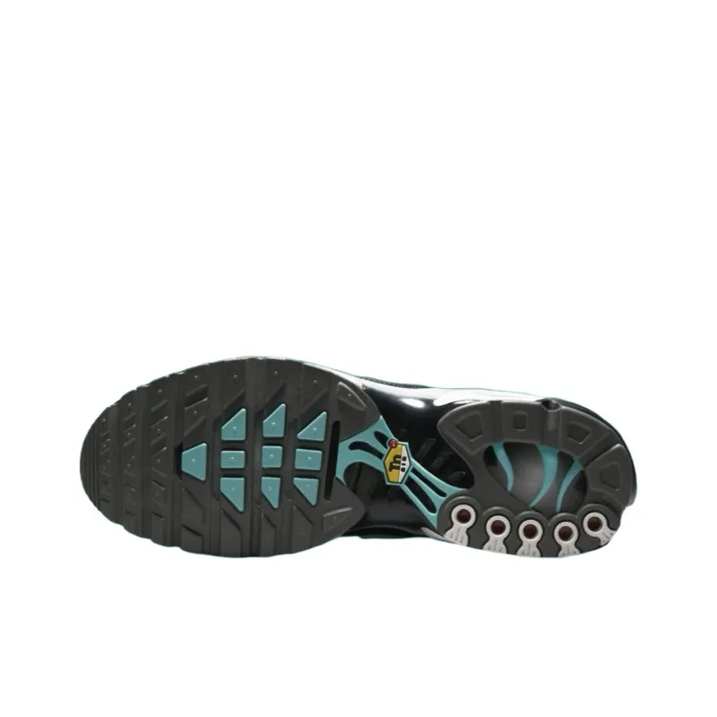 Nike Air Max Plus Mercurial Vapor-4