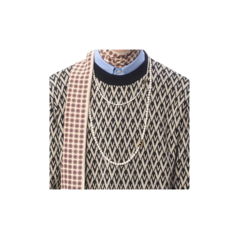 Valentino Toute La V Jacquard Crewneck Jumper-6