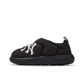 MLB New York Yankees Anti Slip Wear Resistant Low Top Casual Shoes Unisex Black