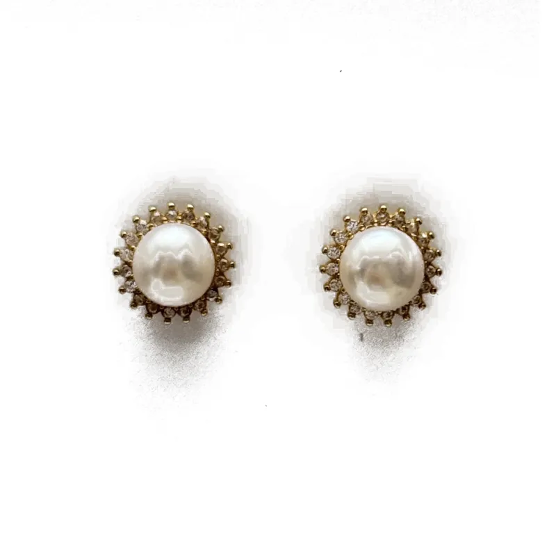 SANWUBALUOKE Freshwater Pearl Stud Earrings Women's-0