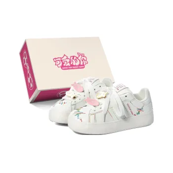 Lovely You Wear resistant And Lightweight Low Top Skateboard Shoes Women's White Rainbow