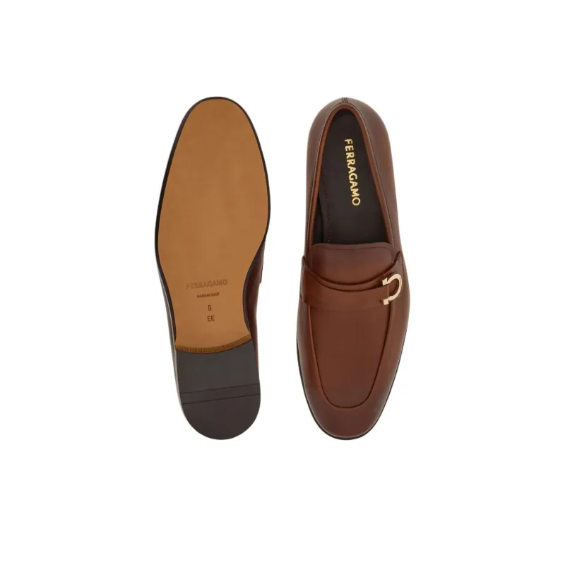 Ferragamo Gancini plaque Loafers-4