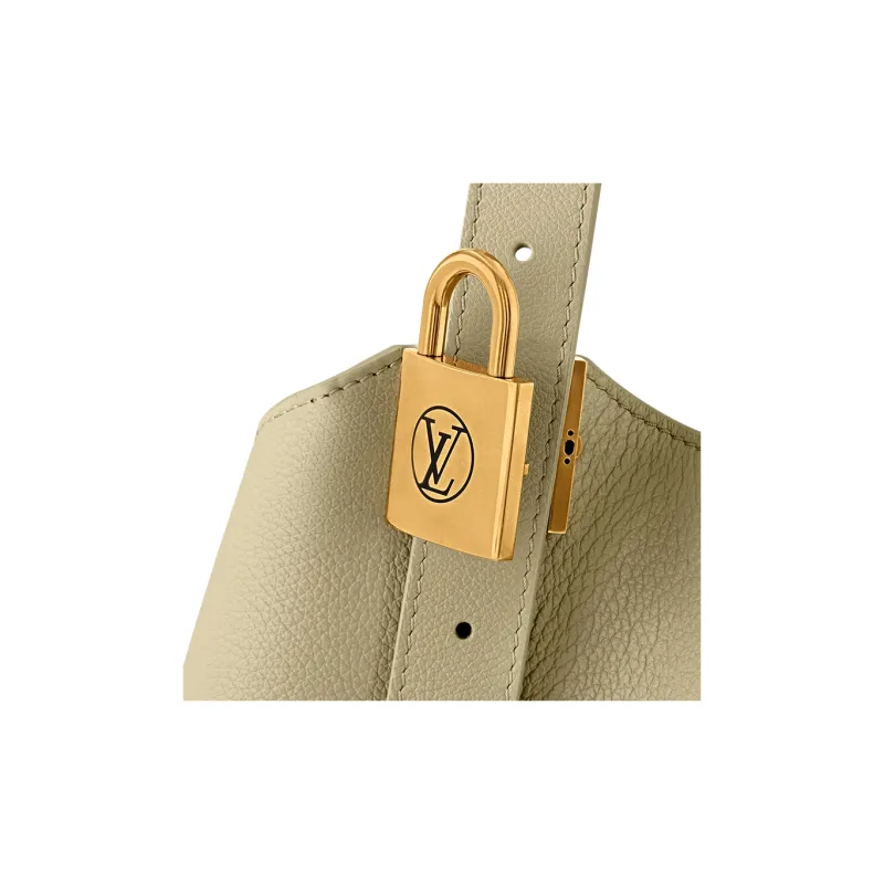 LOUIS VUITTON M25022 Low Key Hobo Mm-6