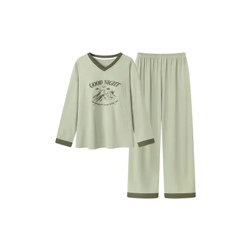 Follow The United States Pajama Set Women's Light Green