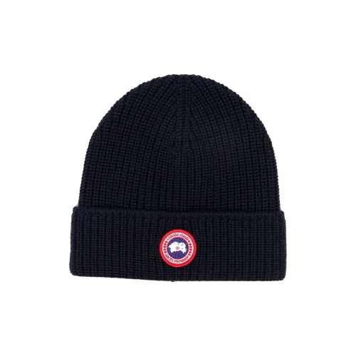 Canada Goose Logo Patch Knitted Beanie