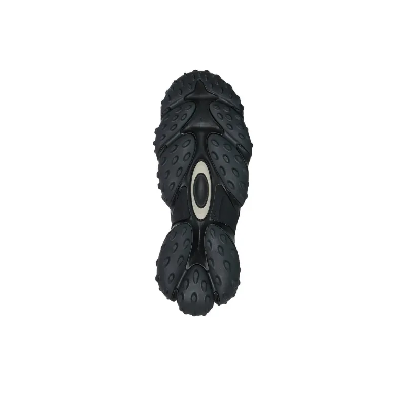 Oakley Edge Icon Slip On Black-5
