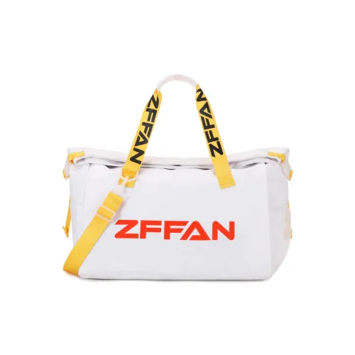 Champagne & montagne shoulder bag