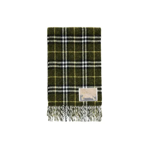 Burberry Checkered Logo Patch Fringed Scarf